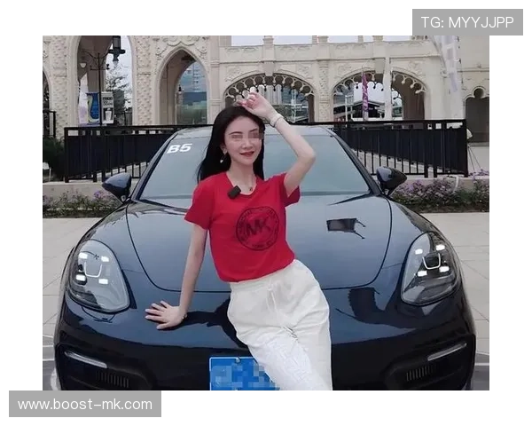 克莱尔·柯赞展现惊人转身能力,引发媒体热议 克莱尔·柯赞展现惊人转身能力,引发媒体热议