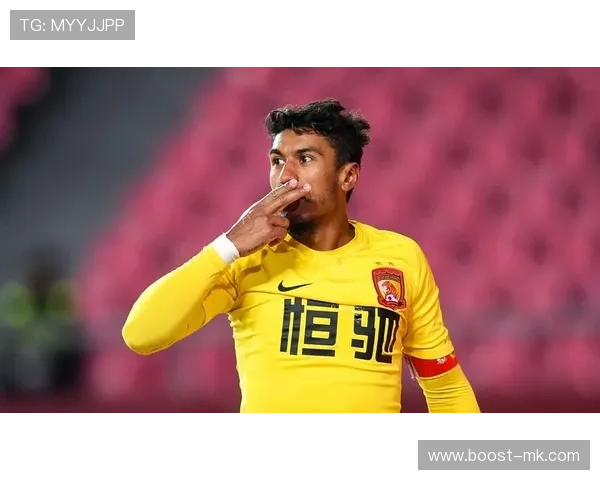 保利尼奥战术适配性引发关注,教练组详解其在球队体系中的关键作用 保利尼奥战术适配性引发关注,教练组详解其在球队体系中的关键作用